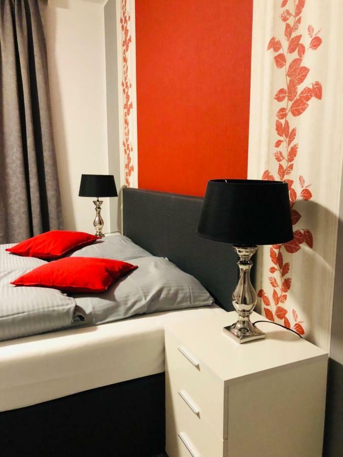 Haus Tannenhof Hotel Hannover Esterno foto