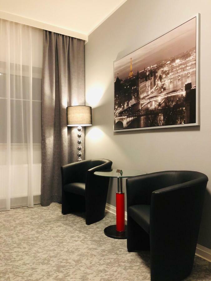 Haus Tannenhof Hotel Hannover Esterno foto